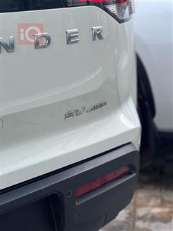 نیسان پاسفایندەر